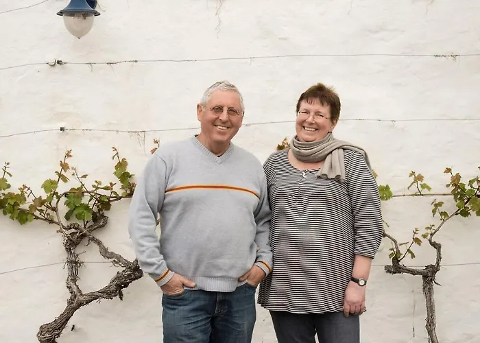 Gästezimmer im Weingut Wolf Grosskarlbach