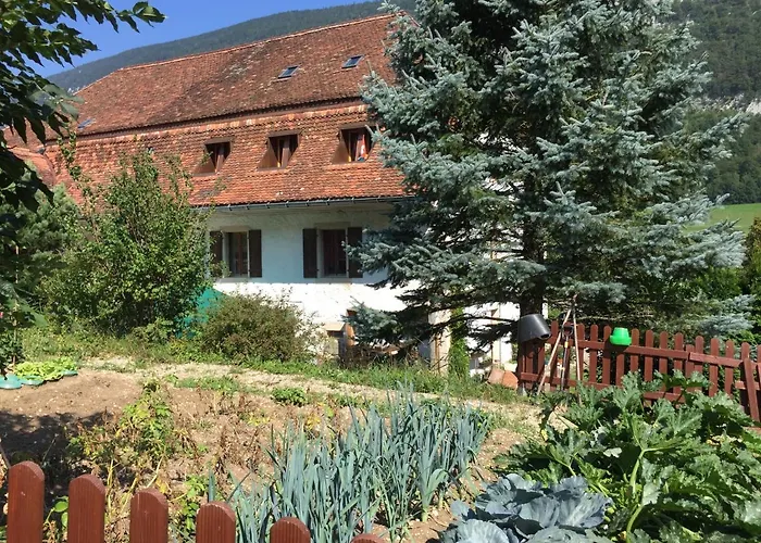 Chez Dodo 2534 Orvin Le Foncet Bed & Breakfast Evilard