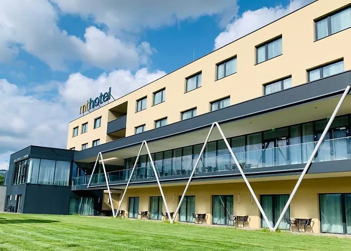 Mt Hotel