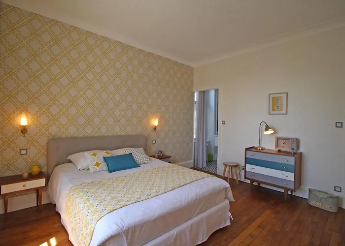 Bed and Breakfast Au fil du temps à Châlus