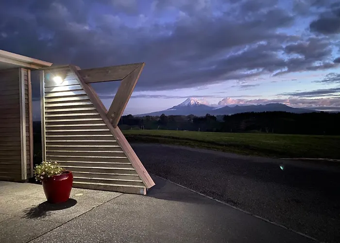 Taranaki Country Lodge