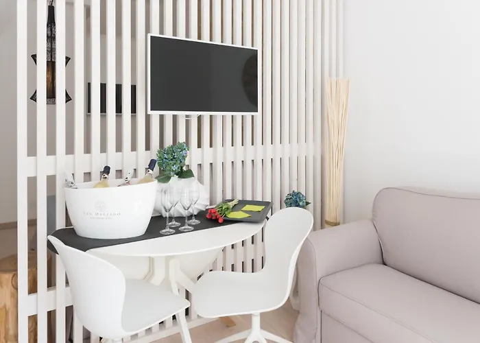 Mare Versus Luxury Suites Barletta