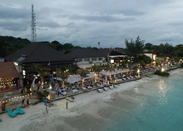 Scallywags Resort