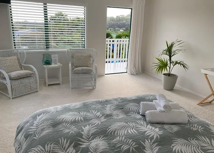 Hahei Bed And Breakfast