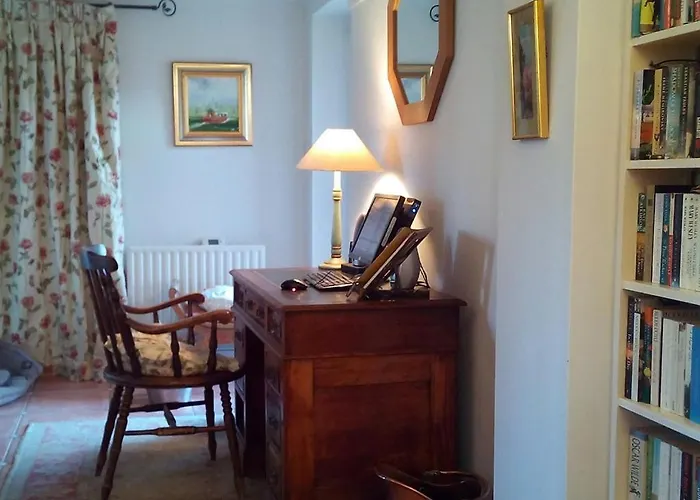 Field Farm Cottage B&B Reading
