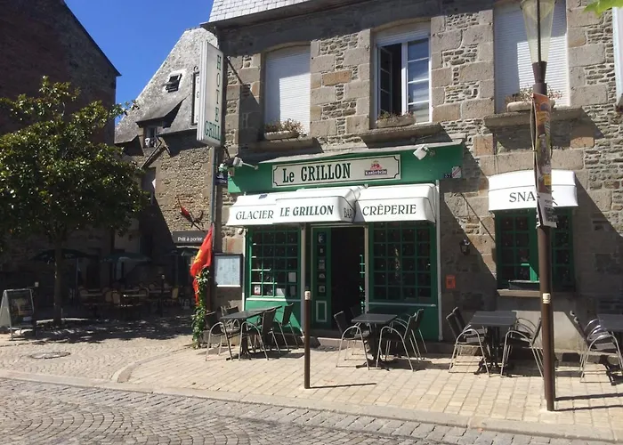 Le Grillon