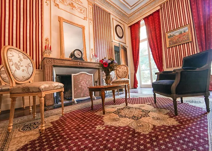 Château de Corcelle - Chambres et table d'hôtes