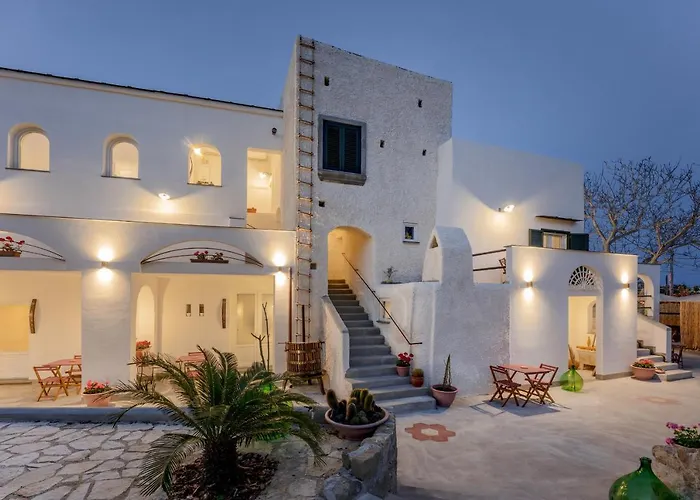 Cala Cala Rooms,Restaurant & Farm Experience