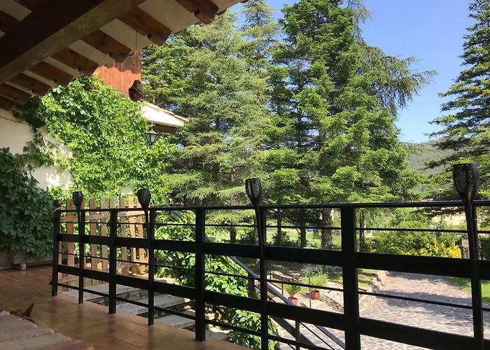 Bed and Breakfast Els Avets De La Muga Sant Llorenc de la Muga