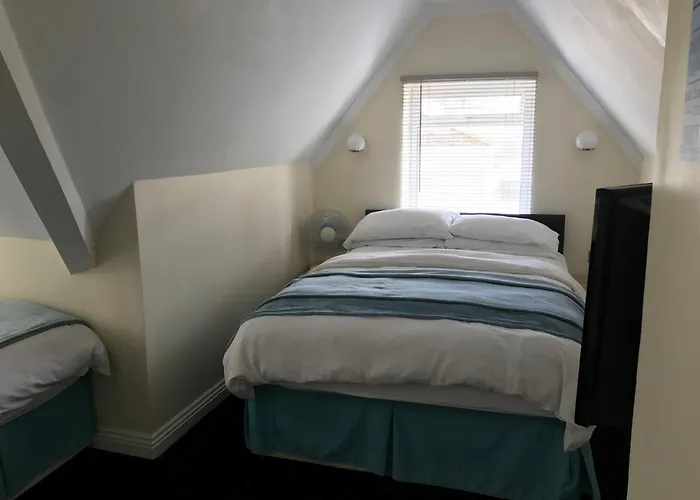 Cassandra Guest House