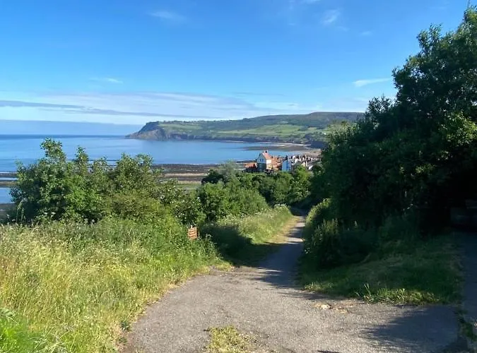 Birtley House Bed And Breakfast Robin Hood's Bay