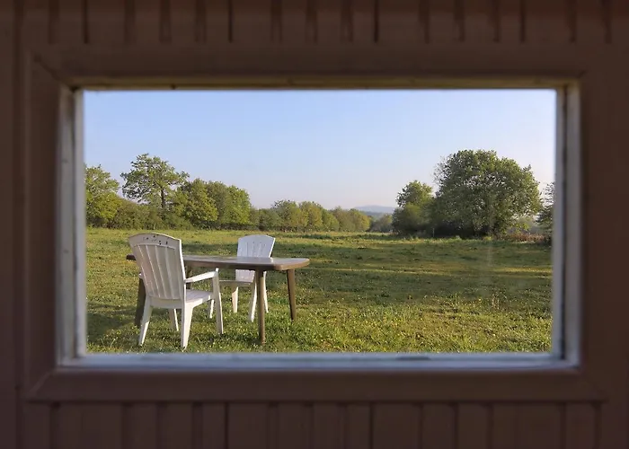 Domaine des Pierres Jumelles-balade à cheval-chambre d'hôtes Mayenne Sainte-Gemmes-le-Robert