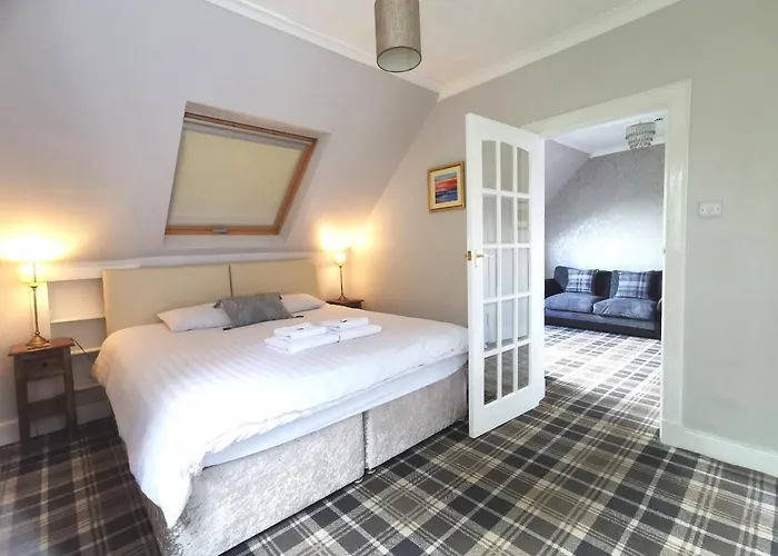 The Knowe Guest House