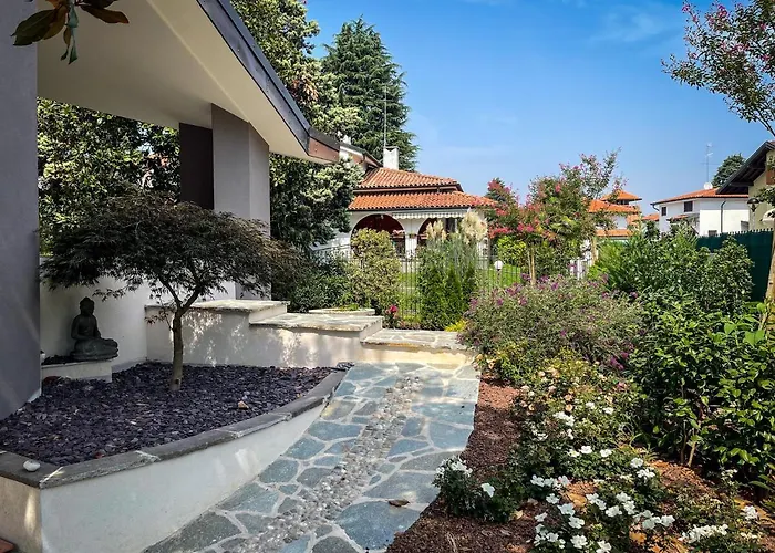 Stella House B&B + Free park Trezzano Sul Naviglio