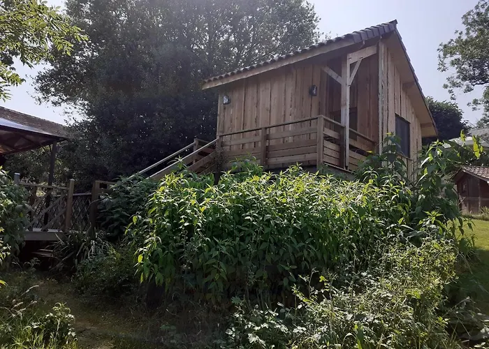 Les Mandarins Bed & Breakfast Baladou