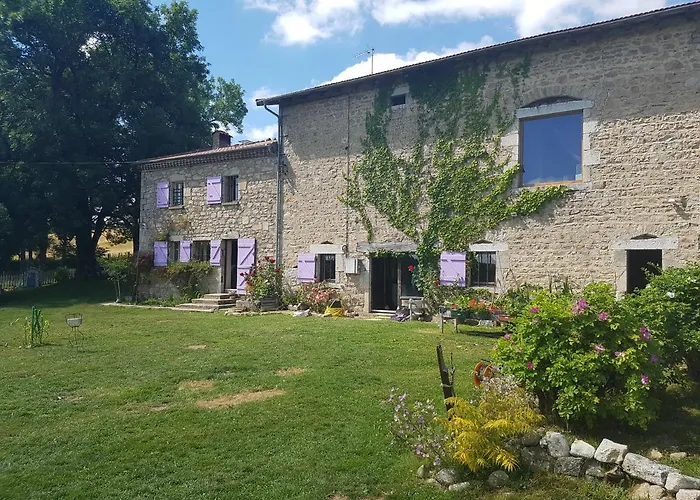 Bed and Breakfast Les Pierres Davelie à Saint-Eloy-la-Glaciere