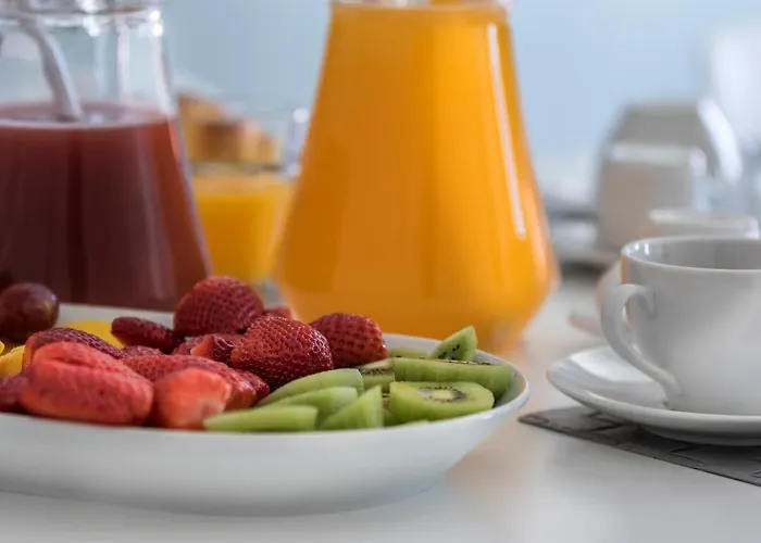 Ilheu 25 Peniche House Acomodação com café da manhã