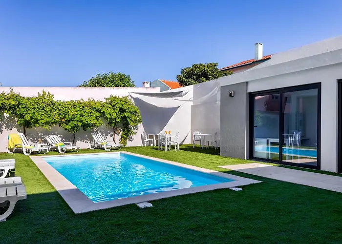 Ilheu 25 Peniche House