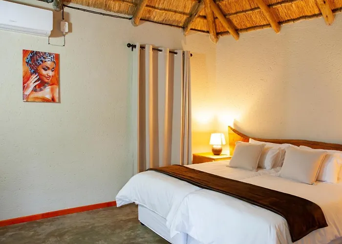 Bongan Safari Lodge Mbabat