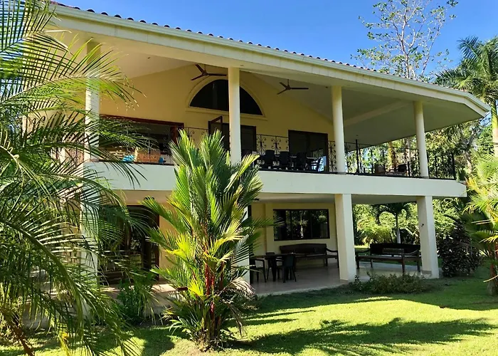 Sol Y Sombra Bed & Breakfast Bocas del Toro