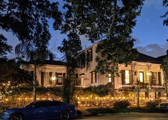 Esplanade Guesthouse Mansion