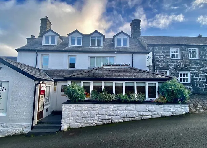 Castle Cottage Inn