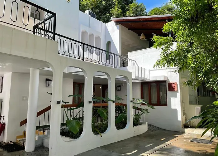 Hanu Reddy Residences, Nawab Habibullah Avenue - Boutique Urban Retreat