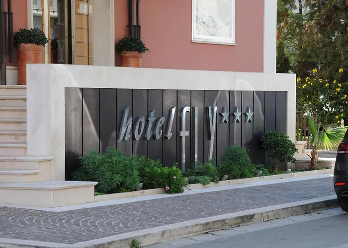 Hotel Fly