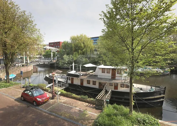 Houseboat Volle Maan Bed and Breakfast Amsterdam