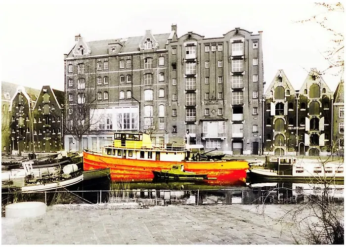 Houseboat Volle Maan Bed and Breakfast Amsterdam