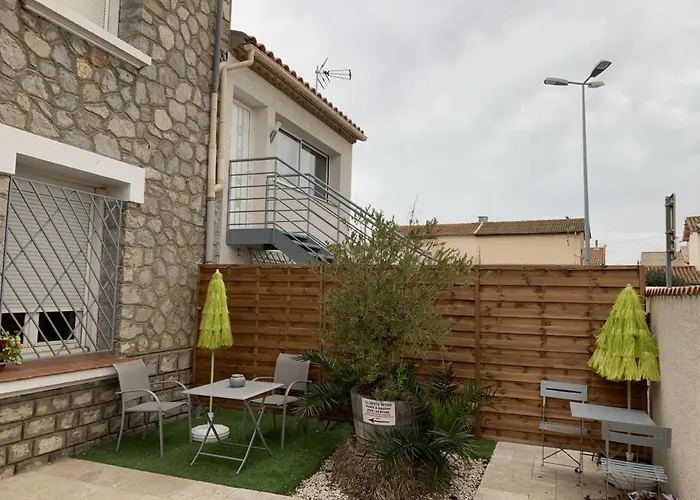 Bed and Breakfast La Liberté Narbona