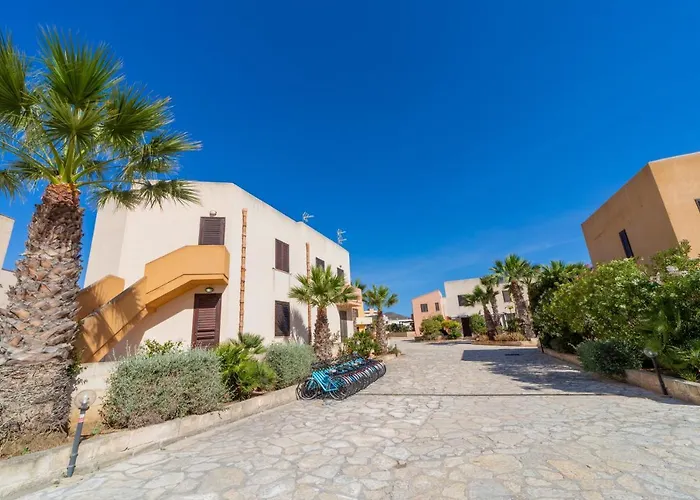Elimi Favignana Apartments - Residence in città