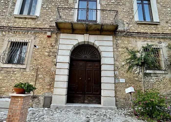Bed and Breakfast Palazzo Sabini Pertosa
