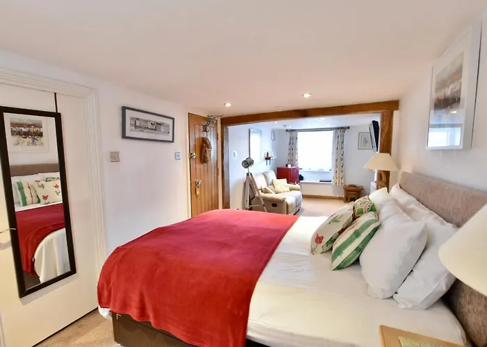 Sampford Harbour Side Guest House Brixham