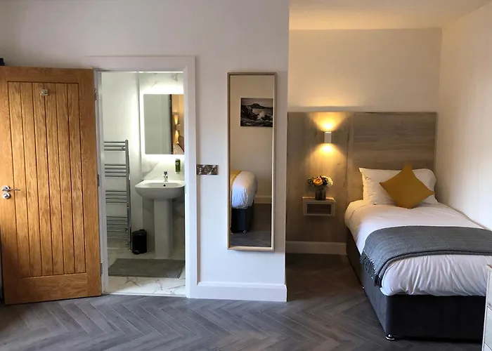 Mcnaughton Guestrooms