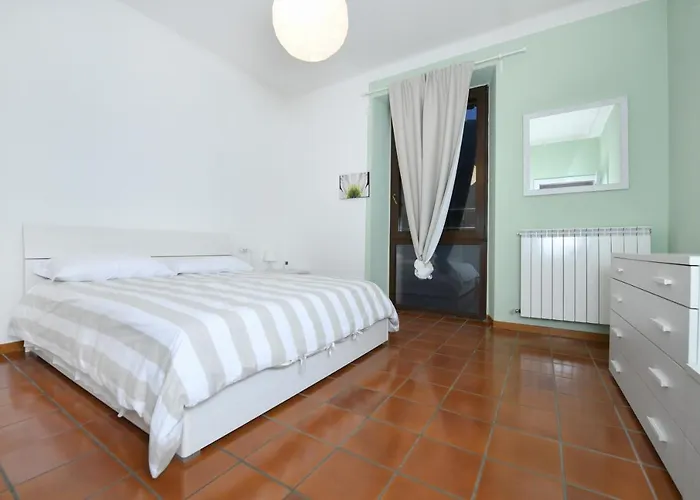 Villa Pinetina B&B Lasnigo