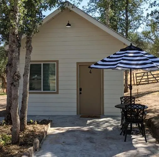 Clingan'S Junction Cottage #4