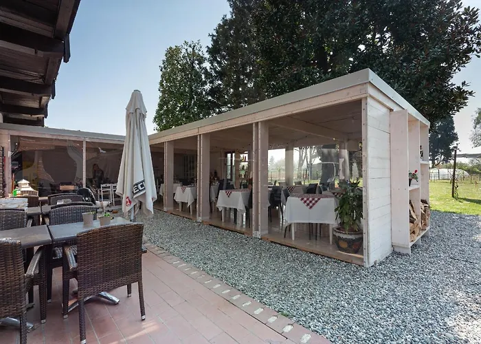Bed and Breakfast Cascina cattabreghetta Pombia