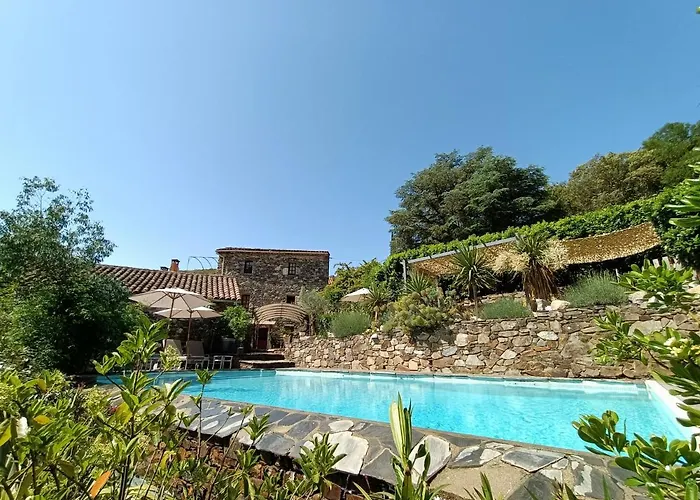 La Magnanerie De Camias