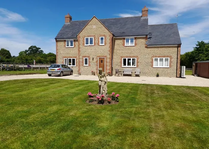 Folly Fields Farm B&B Yetminster