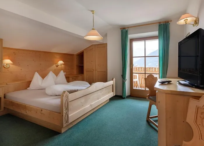 Bed and Breakfast Garni Ziernheld Malles Venosta