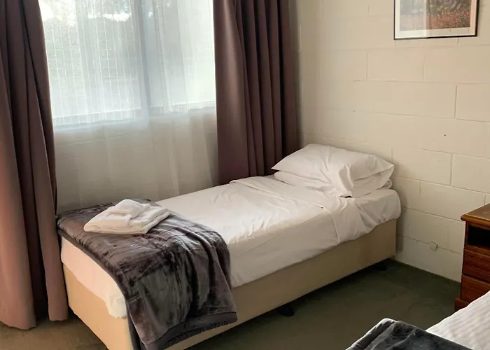 Robertson Country Motel