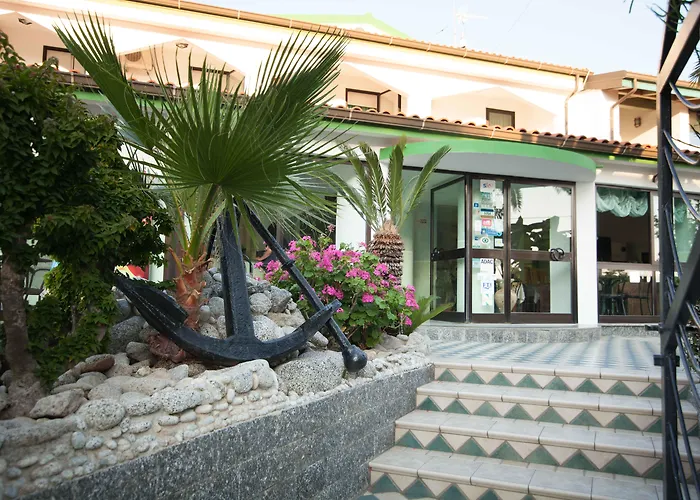Hotel Marinella - Private Free Parking - Grotticelle Beach 200 M