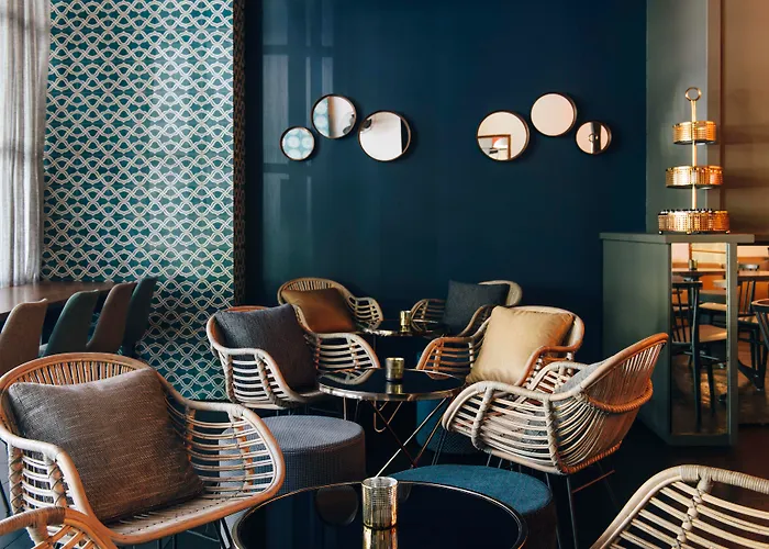 Saint Kilda Beach Hotel