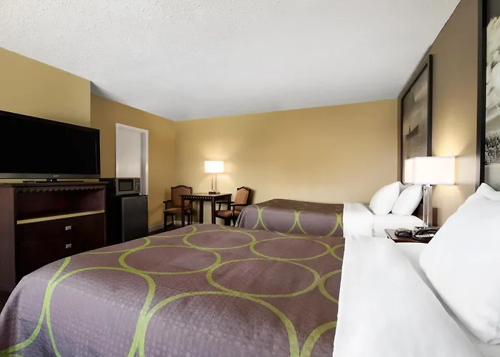 Super 8 By Wyndham Brockville