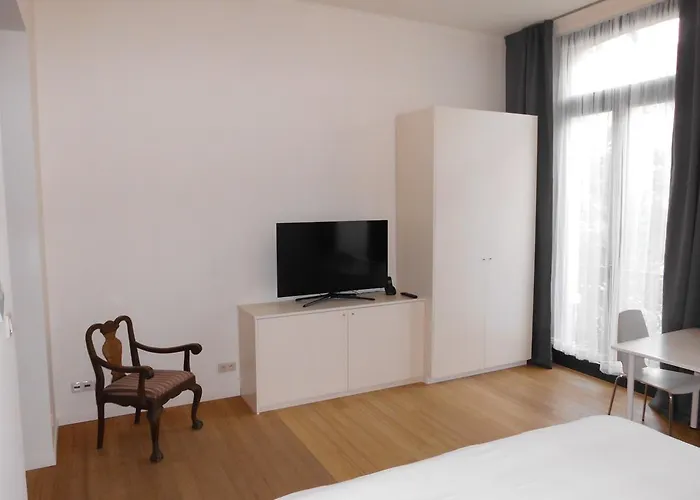 Aparthotel Midi Residence Saint-Gilles