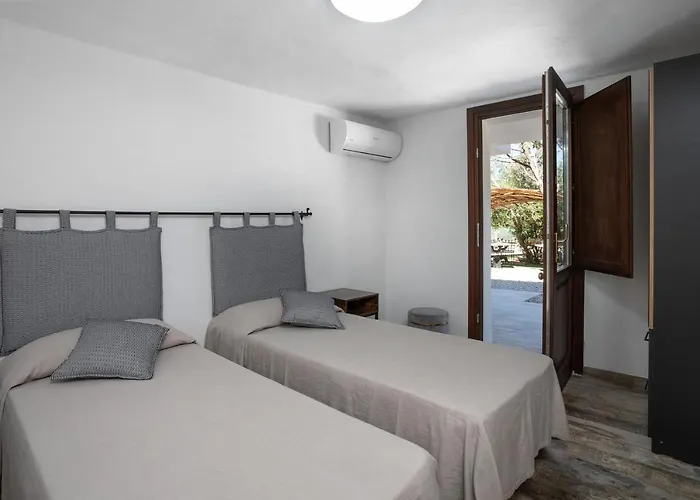 Il Mirto Bed & Breakfast Baja Sardinia
