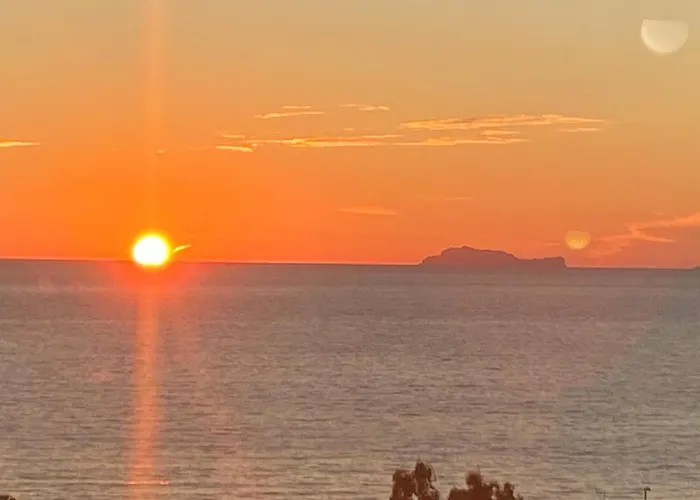 La Puesta Del Sol