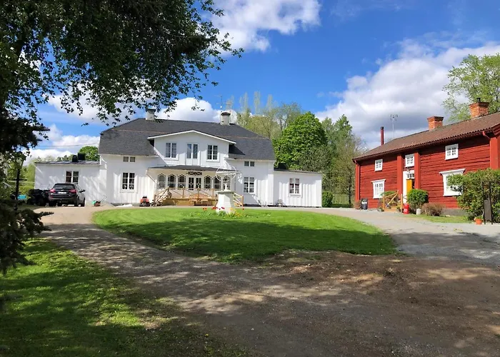 Bredsjoe Gamla Herrgard White Dream Mansion Hällefors