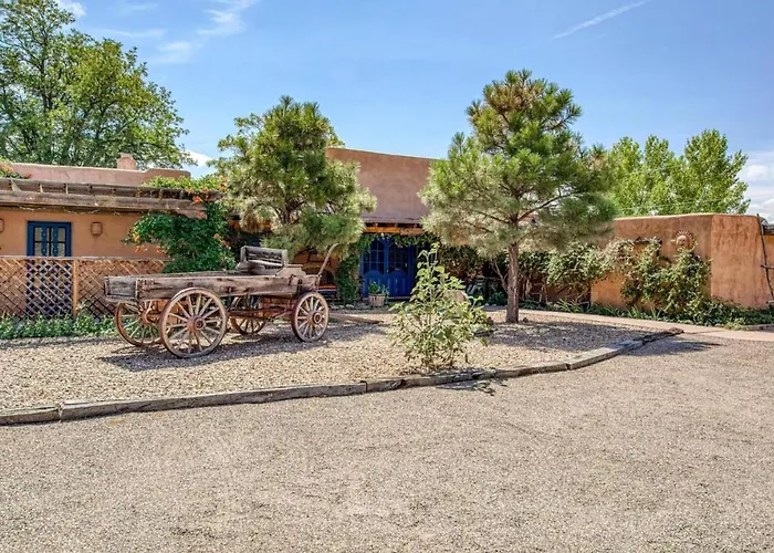 Loba Luna-Come Home To Enchantment Albuquerque